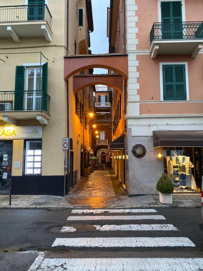 Hotel Alba Chiara Finale Ligure Exterior foto